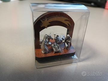 Mini Presepe MODERNO realizzato in legno