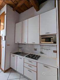 Monolocale soppalcato fra Castiglione e San Mamolo