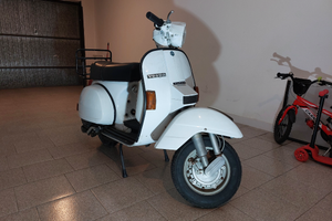 Vespa PX 125 E