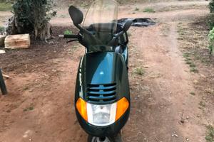 Scooter Piaggio hexagon 125