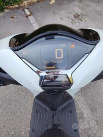 HONDA SH 125 SPORT