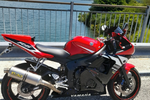 Yamaha yzf r6