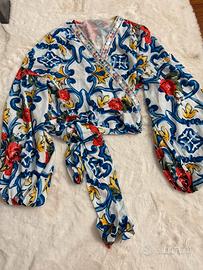 Blusa a incrocio stile maiolica