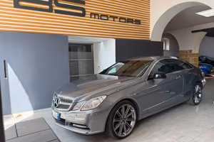 Mercedes-benz E 250 CDI Coupé BlueEFFICIENCY