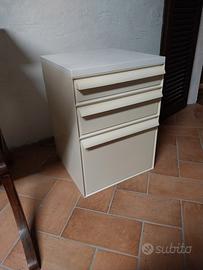Cassettiera Kartell design Simon Fussel