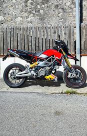Aprilia Dorsoduro 750
