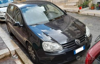 VOLKSWAGEN Golf 5 ª serie