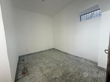 PIAZZA TRIVIO; 3Vani+Posto Auto MAF679