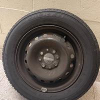 Cerchi in ferro R13 completi di gomme invernali 