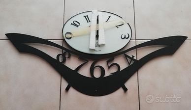 Orologio a parete in metallo "Arte e Mestieri"