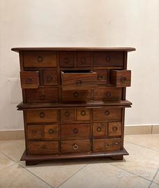 Coppia di comodini / mobili etnici in legno -24 ca