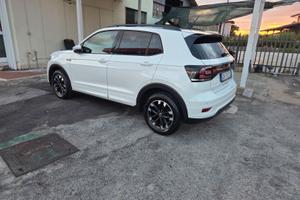 T-Cross R-Line 95cv immatricolazione 09/23