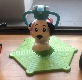 Cagnolino Saltella e gira