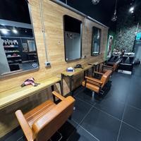 Arredamento completo parrucchiere