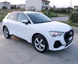 AUDI Q3 150CV S-LINE RETROCAMERA BLACK EDITION