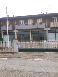 Privato affitta locale