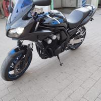 Yamaha Fazer 600