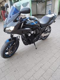 Yamaha Fazer 600