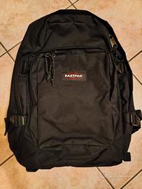 zaino Eastpak Provider 33 litri nero 