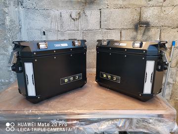 Givi trekker  Outback   37/37.
