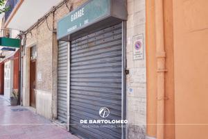 Garage via japigia c/o ospedale s.s. annunziata