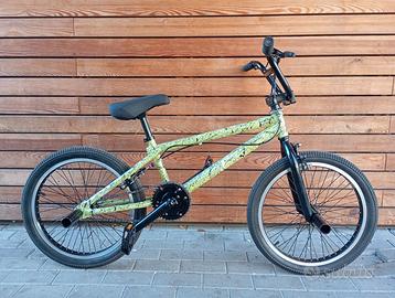Bici BMX Diamondback