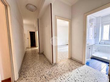 3 LOCALI A MARANO DI NAPOLI