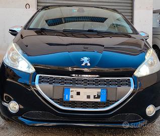 Peugeot 208 1.6 HDi 115cv S-LINE (limited edition)