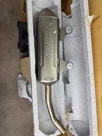 Scarico silenziatore slip-on Akrapovic titanio