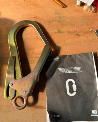 lotto moschettoni professionali sicurezza IRUDEK