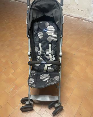 Passeggino chiusura ad ombrello