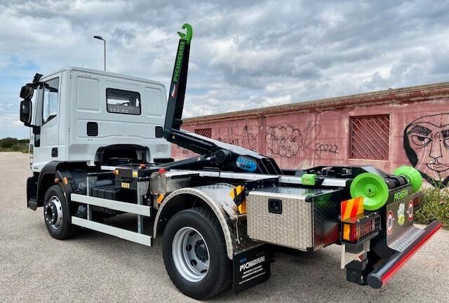 SCARRABILE NUOVO 12 TON CON IVECO 140 E 22 EURO 5 