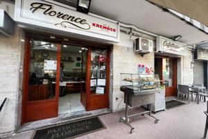 Attività / Licenza di 75 m² con 3 locali a Giuglia