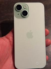 iPhone 15 da 256gb con batteria a 100%