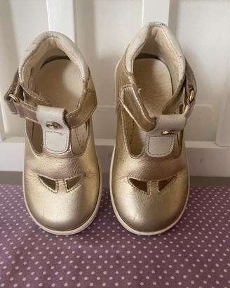 Scarpe Walkey 23 oro