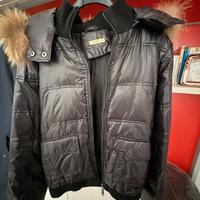 Giubbotto con cappuccio