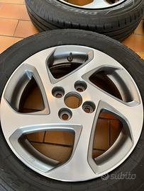 Cerchi + gomme estive NUOVE Toyota Yaris