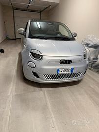 Fiat 500e  la prima iva esposta