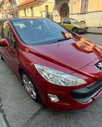 Peugeot 308 1.6 HDi 110CV 5p. Féline (5 Marce)