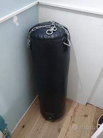 Sacco da boxe + Guanti