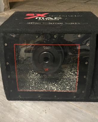 Kit Car Audio Subwoofer 600W + Amp + Cond 1.2 F