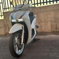 Honda sh 350
