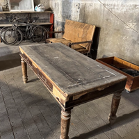 Tavolo vintage in legno