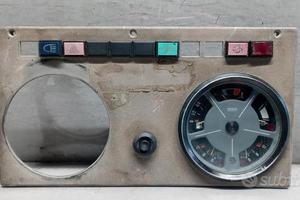 Quadro strumenti iveco gamma zeta usato