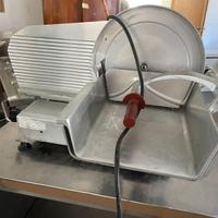 Affettatrice semiprofessionale