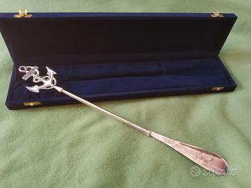 Grande calzascarpe calzante in epn scatolo velluto