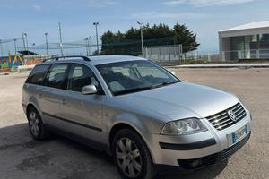 VOLKSWAGEN PASSAT 1.9 130