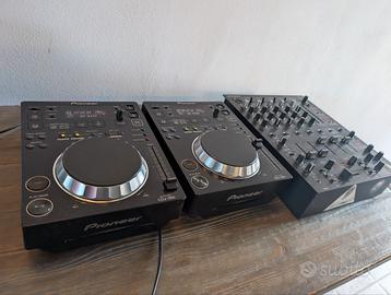 CDJ 350 Pioneer (coppia) + mixer Behringer DJX750