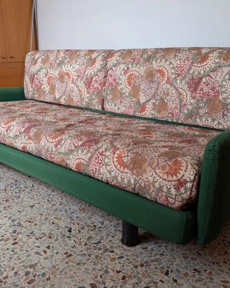 Divano letto usato