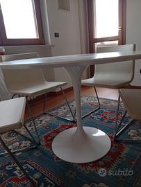 tavolo con sedie